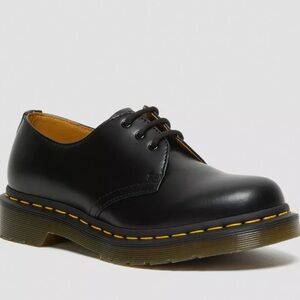 Dr Martens 1461 WOMEN'S SMOOTH LEATHER OXFORD SHOES